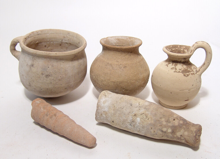 A lot of 5 Holy Land pottery vessels