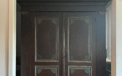 SOLD. A painted Danish Baroque pinewood cupboard. Last half of the 18th century. H. 181 cm. W. 148 cm. D. 56 cm. – Bruun Rasmussen Auctioneers of Fine Art