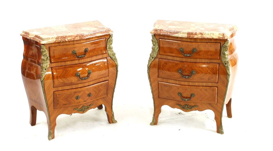 A pair of petite commodes