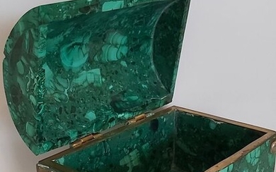 A rare Florentine jewelry casket (1) - Malachite - Early 20th century