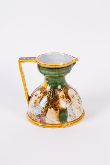 ANGELO MINGHETTI (Bologna, 1821-1885). Vaso in ceramica con volti....