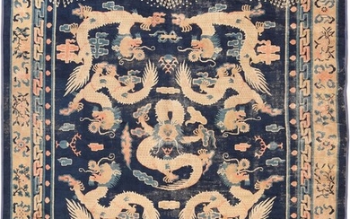 ANTIQUE CHINESE DRAGON DESIGN RUG. 11 ft 5 in x 9 ft (3.48 m x 2.74 m).