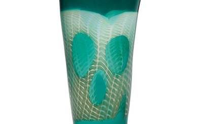 ARCHIMEDE SEGUSO (1909-1999) Vase 1990 blown glass, incised 'Archimede Seguso',...