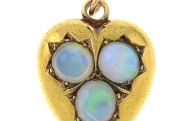 An Edwardian 15ct gold opal heart pendant.