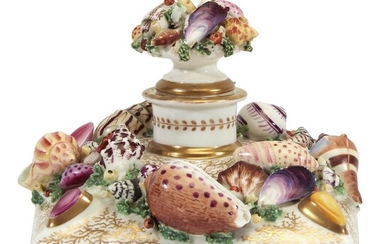 An English enamel-decorated porcelain inkwell Circa 1820 Molded in...