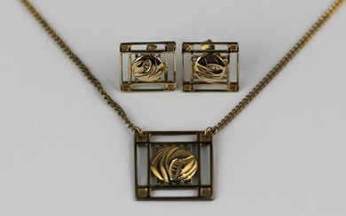 An Ortak, Scotland 9ct gold pendant