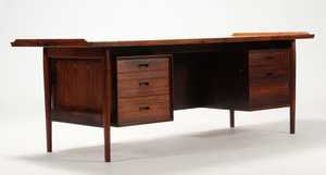 Arne Vodder. Free-standing desk, rosewood