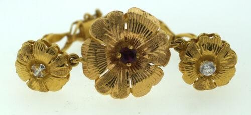 BEAUTIFUL 22K YELLOW GOLD C.1950 FLOWER SYNTHETIC