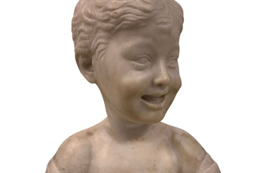 Busto in marmo bianco, periodo XIX secolo raffigurante Bambino sorridente....