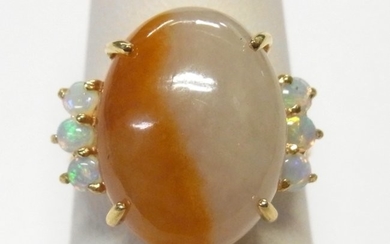 Butterscotch Muttonfat Jadeite 14k Gold Opal Ring