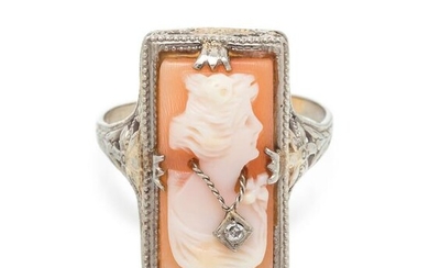CAMEO RING