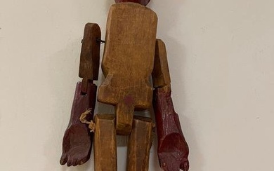 CARVED ARTICULATED FIGURE