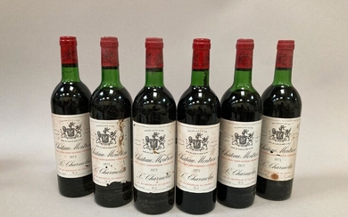 Château MONTROSE 1975 - 2e Grand cru classé SAINT-ESTEPHE. 6 bouteilles. (Etiquettes tachées, 4 légèrement...