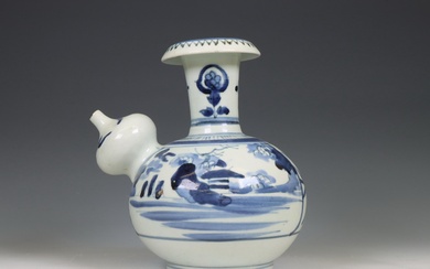 China, blue and white porcelain kendi, late Qing dynasty (1644-1912)