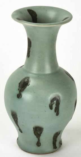Chinese Celadon Drip Glaze Pottery Vase