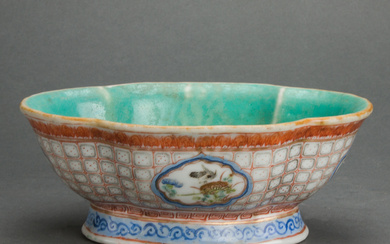 Chinese famille rose lobbed bowl