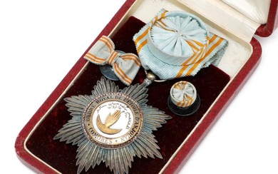Comores, Ordre de l'Étoile d'Anjouan, officer, star in silver, gilt and enamel,...