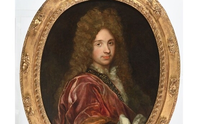 ÉCOLE FRANCAISE début XVIIIè. « Portrait d’un aristocrate en grande tenue ». Cadre d’origine en...