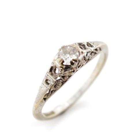 Early 20th C. Platinum and 18ct white gold ring for restorat...