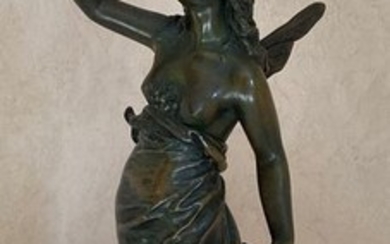 Eutrope Bouret (1833-1906) - Sculpture, winged woman - 48.5 cm - Patinated bronze - Late 19th century