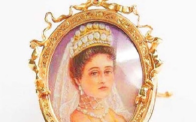 FABERGE - GOLD PICTURE FRAME w. TSARIZA