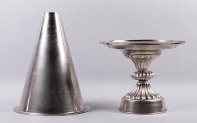 FRENCH METAL PASTRY MOLD, LATE 19TH/EARLY 20TH CENTURY, FOR NATO'S 50TH ANNIVERSARY DINNER
