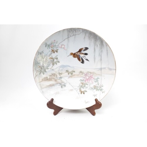 Good quality 19thC Meiji Japanese Kakiemon Charger decorated...