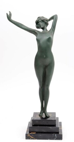 Green patinated bronze sculpture of a nude, h.43 cm.