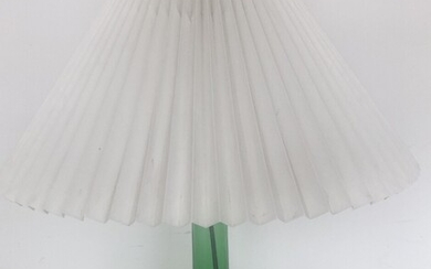 SOLD. Gunnar Biilmann Petersen: Table lampe, green glass base. Manufactured by Le Klint. H. 48....