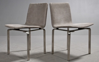 Jorgen Hoj. Pair of dining chairs, model JH 3, exhibition model (2)