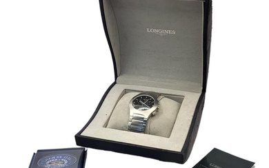 LONGINES, A VINTAGE STAINLESS STEEL CHRONOGRAPH GENT'S WRIST...