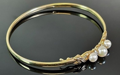 Ladies 14K Gold and Pearl Bracelet
