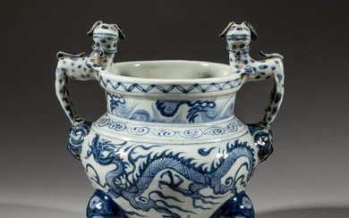 Large Chinese Blue & White Porcelain Censer