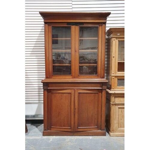 Late 19th century mahogany bookcase cabinet, the moulded cor...
