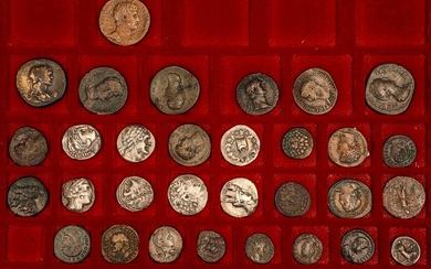 Lot de 42 monnaies antiques grecques, romaines... - Lot 0 - Art Richelieu - Castor Hara
