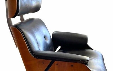 MID CENTURY MODERN EAMES LOUNGE CHAIR 37"