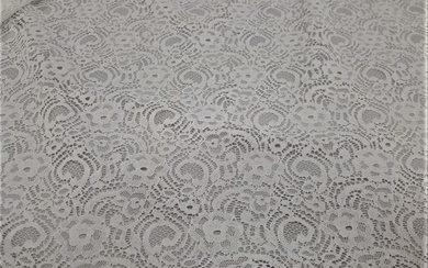 Macramè lace cut by Saroglia&Taverna 630 x 300 cm - Polyester - 2018