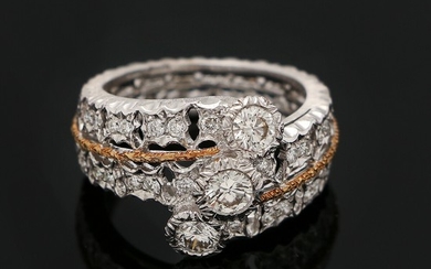 Mario Buccellati: A diamond ring set with numerous brilliant-cut diamonds, mounted in 18k gold and white gold. Size 51.