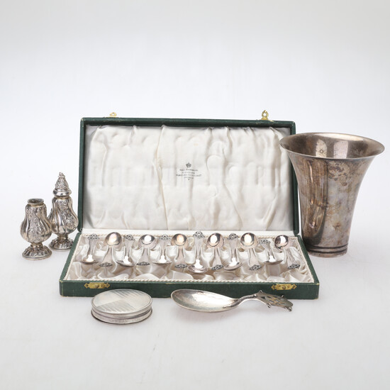 Mixed silver objects, coffee spoons, soup spoon, silver wadding, powder box etc.
