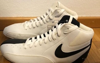 Nike - Wrestling Fightboot Caol Uno Sample Shoe - Size: US 10