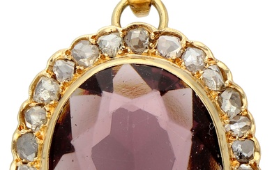 No Reserve - 14K Yellow gold vintage entourage pendant set with a purple color stone...