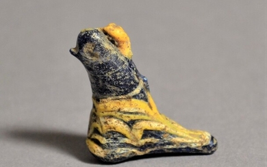 Oiseau de verre Phénicien, 5.-4. siècle avant J.-C. Verre, H = 2,8 cm ( 1...