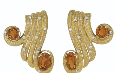 PAIR OF CITRINE, DIAMOND AND GOLD BROOCHES, SUZANNE BELPERRON