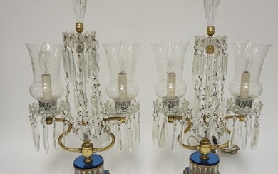 PAIR OF CRYSTAL LAMPS WITH PRISMS