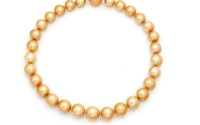 PEARL NECKLACE WITH BRACELET.