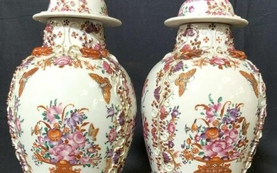 Pair Antique Chinese Famille Rose Urns, C1800’s
