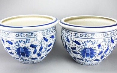 Pair Porcelain Chinese Blue & White Planters
