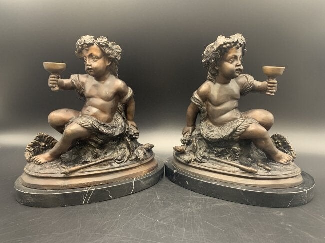 Pair of Bronze Children - Sculpture Auguste Moreau