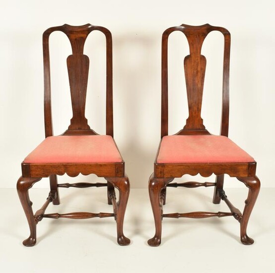 Pair of Queen Anne walnut dining chairs, Rhode Island