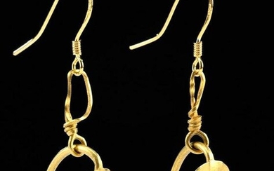 Pair of Wearable Roman Gold Lunate Earrings
